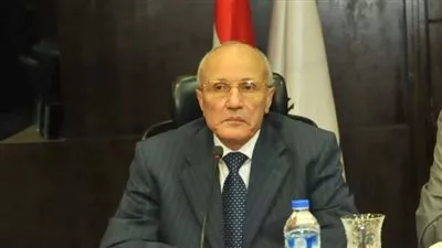 «العصار»: إنتاج أول أتوبيس كهربائي نوفمبر المقبل