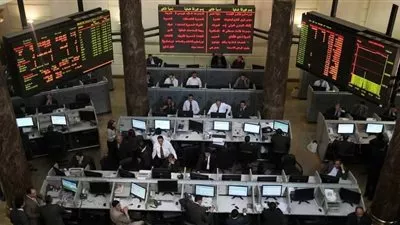 بورصة مصر تخسر 22 مليار جنيه خلال التعاملات الصباحية