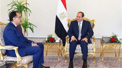 السيسى يكلف مصطفى مدبولى بتشكيل الحكومة الجديدة