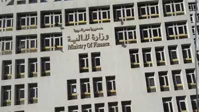 المالية: تفعيل خدمات التوقيع الإلكتروني في مينائي بورسعيد ودمياط