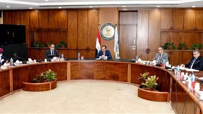 3 وزراء يبحثون سبل التنسيق المشترك لتنفيذ برنامج تحفيز الطيران