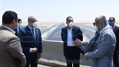 رئيس الوزراء يتفقد المحاور والطرق الرئيسية والكباري بمدينة 6 أكتوبر