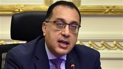 رئيس الوزراء يشكر رجال الشرطة لجهودهم في حماية المواطنين