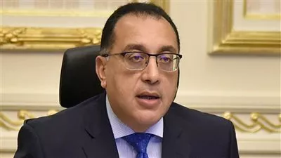 الحكومة تعلن القطاعات المستفيدة من قرار مد آجال تقديم الإقرارات الضريبية