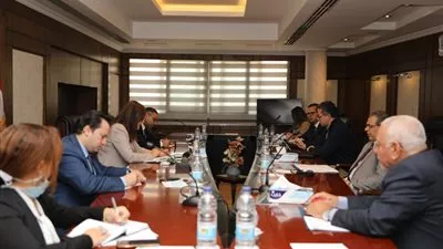 3 وزراء يناقشون وضع العمالة المتضررة من أزمة كورونا بقطاع السياحة 