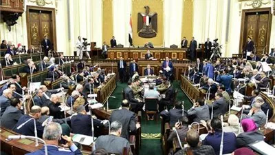 البرلمان يوافق على مشروع قانون «تنمية المشروعات المتوسطة والصغيرة»