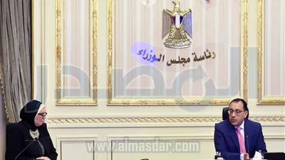 «مدبولى» يتابع موقف توصيل المرافق للمناطق والمجمعات الصناعية