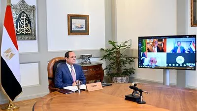 السيسى يشارك في قمة أفريقية مصغرة عبر الفيديو كونفرنس بشأن كورونا