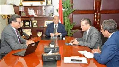 «التنمية المحلية»: 150 مليون جنيه لمواجهة «كورونا» فى قنا وسوهاج 