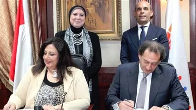 «جهاز المشروعات» وبنك القاهرة يوقعان عقدين بقيمة 620 مليون جنيه