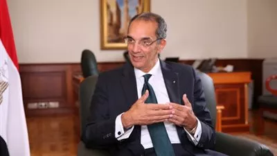 وزير الاتصالات: انفاق 100 مليار دولار على الذكاء الاصطناعى سنوياً بحلول 2023