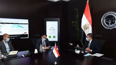 رئيس هيئة الاستثمار يبحث مع «سيجنفاي مصر» الخطط الحالية والمستقبلية
