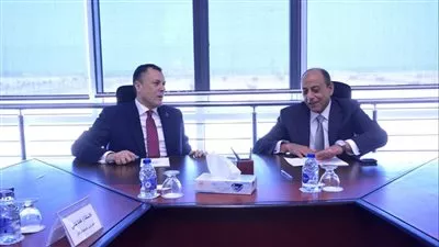 وزيرا الطيران المدني والسياحة يبحثان آليات تشغيل «الطيران منخفض التكاليف»