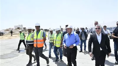 وزير النقل يتابع معدلات تنفيذ مشروع استكمال أعمال تطوير ميناء العين السخنة 