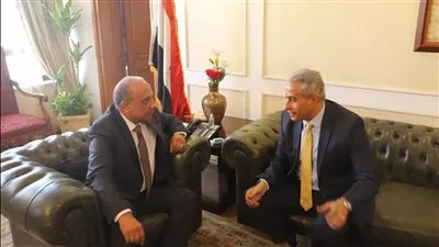 وزيرا قطاع الأعمال والقوى العاملة يبحثان تعزيز التعاون في ملفات العمل المشتركة