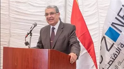 تدشين محطة لتوليد الكهرباء من الطاقة الشمسية بالمنطقة الاقتصادية لقناة السويس