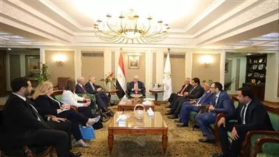 وزير التعليم العالي يبحث إنشاء فرع لجامعة كوين مارجريت البريطانية بالعاصمة الإدارية الجديدة