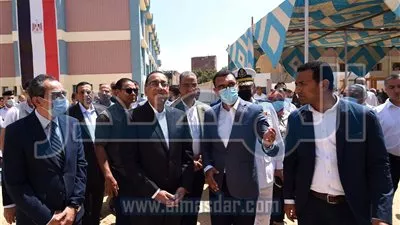 رئيس الوزراء يتابع تنفيذ مشروعات «حياة كريمة» بقرية قلهانة بمحافظة الفيوم