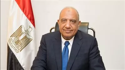 توجيه وزاري باستمرار أجور العاملين بشركة الكوك لحين صرف التعويضات