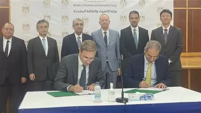 وزير الكهرباء يشهد توقيع عقد إنشاء مركز تحكم غرب الإسكندرية