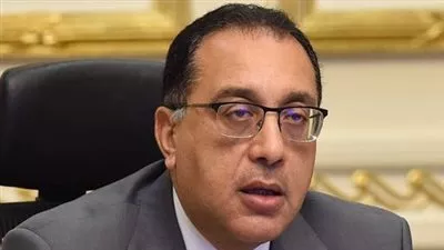 رئيس الوزراء يطالب مستثمري شرم الشيخ بمقترحات النهوض بقطاع السياحة