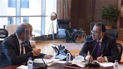 رئيس الوزراء يتابع موقف الأرصدة الاستراتيجية من السلع الأساسية