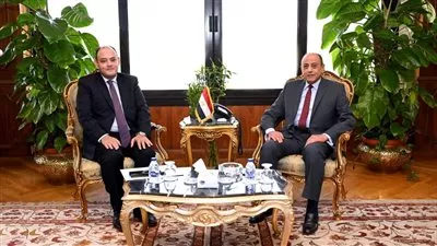 وزير الطيران: حريصون على إتاحة خدمات الشحن الجوي لنقل الصادرات للأسواق الخارجية