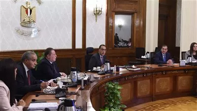 مدبولي يؤكد استمرار التعاون مع البنك المركزي لمواجهة الظروف العالمية