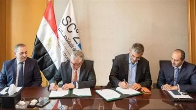 اقتصادية قناة السويس توقع عقدًا مع أجيليتي الكويتية لتطوير الخدمات والأعمال الجمركية 