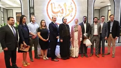 وفد من الكونجرس الأمريكي يزور معرض تراثنا للحرف اليدوية