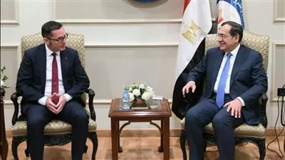 فنترشال ديا الألمانية تؤكد زيادة استثماراتها بقطاع البترول والغاز في مصر