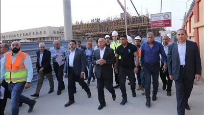وزير النقل يتفقد مشروع مونوريل شرق النيل ويتابع استعدادات التشغيل التجريبي