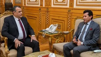 وزيرا الإنتاج الحربي والشباب والرياضة يتابعان خطط التوسع بمشروعات التعاون المشترك