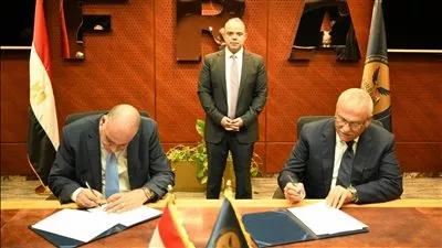 توقيع اتفاقية تعاون بين مركز المديرين المصري و«اتحاد التمويل الاستهلاكي»