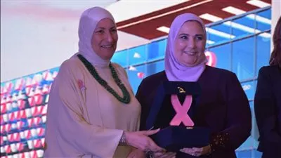 وزيرة التضامن الاجتماعي تكرم المصرف المتحد كشريك استراتيجي للنجاح