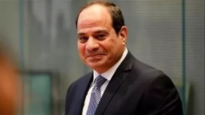 السيسي يدعو القطاع الخاص للمساهمة في تعظيم القيمة المضافة لمشروع الرمال السوداء
