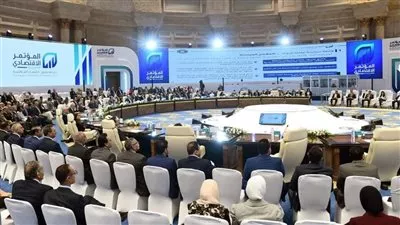 رئيس الوزراء: التحضير لطرح عددًا من الشركات في البورصة