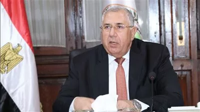 «القصير» يوجه بالتوسع في زراعة القمح واختيار أصناف التقاوى الجيدة