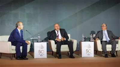 وزير النقل: نسعى لتحويل مصر إلي مركزا عالميا للتجارة واللوجيستيات