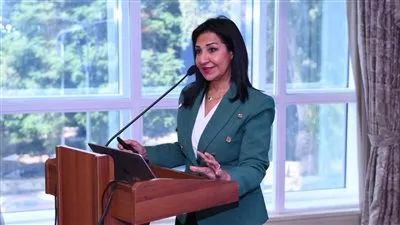 البنك التجاري الدولي يناقش تأثيرات التغييرات المناخية على السياسات المالية والاقتصاد