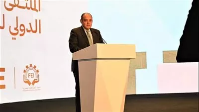 وزير التجارة: الانتهاء من استراتيجية شاملة لتطوير الصناعة المصرية خلال 3 أشهر