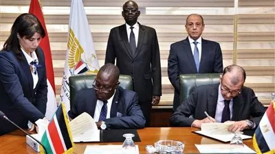 مذكرة تفاهم بين سلطتى الطيران المدنى فى مصر وجنوب السودان