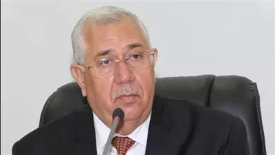 وزير الزراعة يطالب شباب الباحثين بتعظيم الاستفادة من وحدتي الأرض والمياه المحدودة