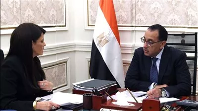 رئيس الوزراء يوجه بتعزيز جهود التعاون متعدد الأطراف لتحقيق رؤية التنمية الوطنية