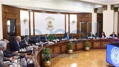 رئيس الوزراء يعلن بدء ترتيبات الإفراج عن كل السلع الموجودة في الموانئ