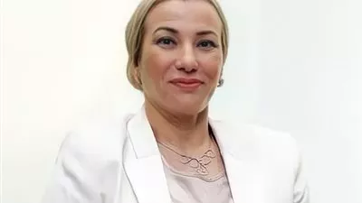 وزيرة البيئة تستعرض جهود تحسين البيئة الصناعية في 2022