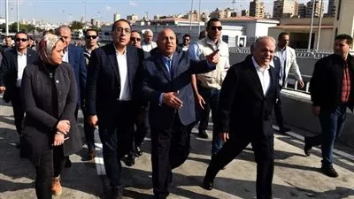 «مدبولي» يتفقد مشروع إنشاء كباري فوق أهوسة المالح بالإسكندرية