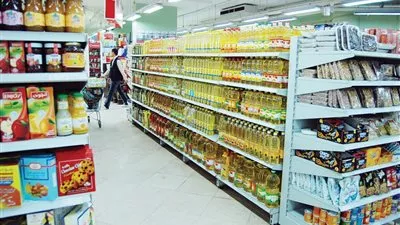 الحكومة تكشف حقيقة اختفاء بعض السلع الغذائية الأساسية من الأسواق 