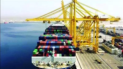 الحكومة تنفي الإفراج عن منتجات غذائية منتهية الصلاحية وتداولها بالأسواق