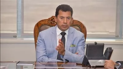 وزير الرياضة يطمئن على استعدادات الأهلى لمباراة سياتل ساوندرز بكأس العالم للأندية